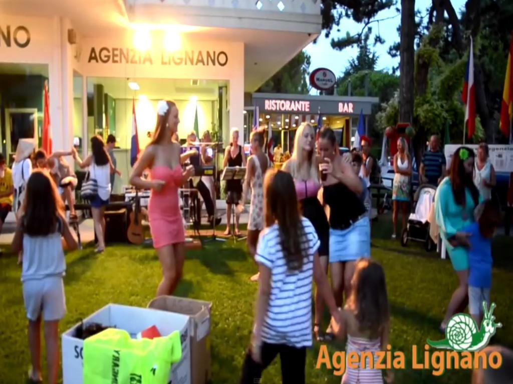 Lignano Exclusive With Pool Διαμέρισμα Λινιάνο Σαμπιαντόρο Εξωτερικό φωτογραφία